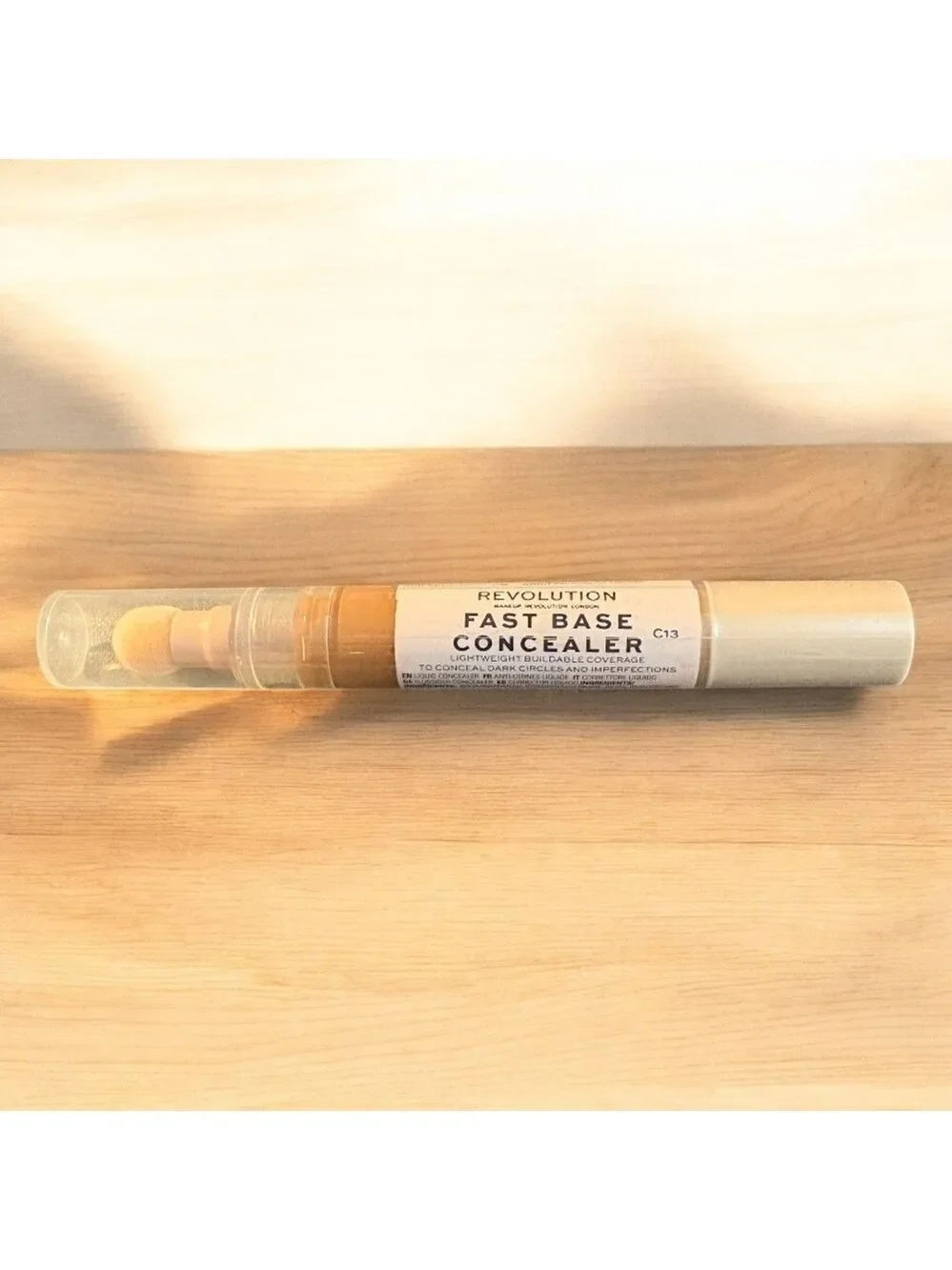 Revolution Fast Base Concealer C13 - Warm Beige NEW